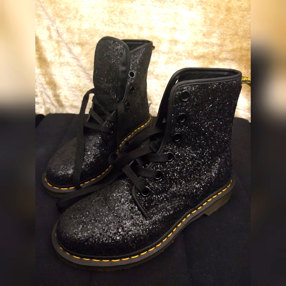 Dr Martens Farrah Combat Boot 1460